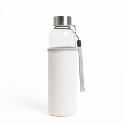 Botella con funda